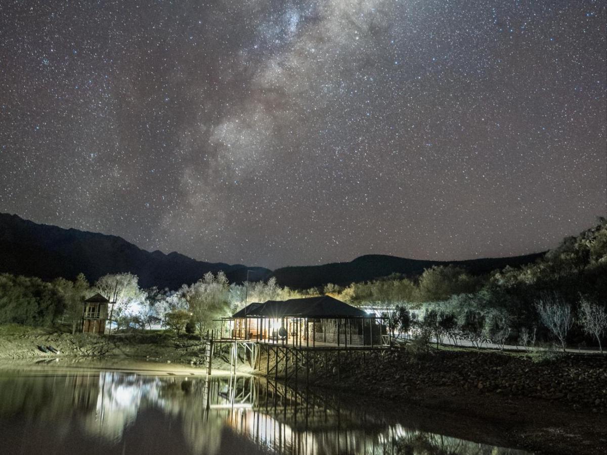 De Cango Farm Oudtshoorn Kültér fotó